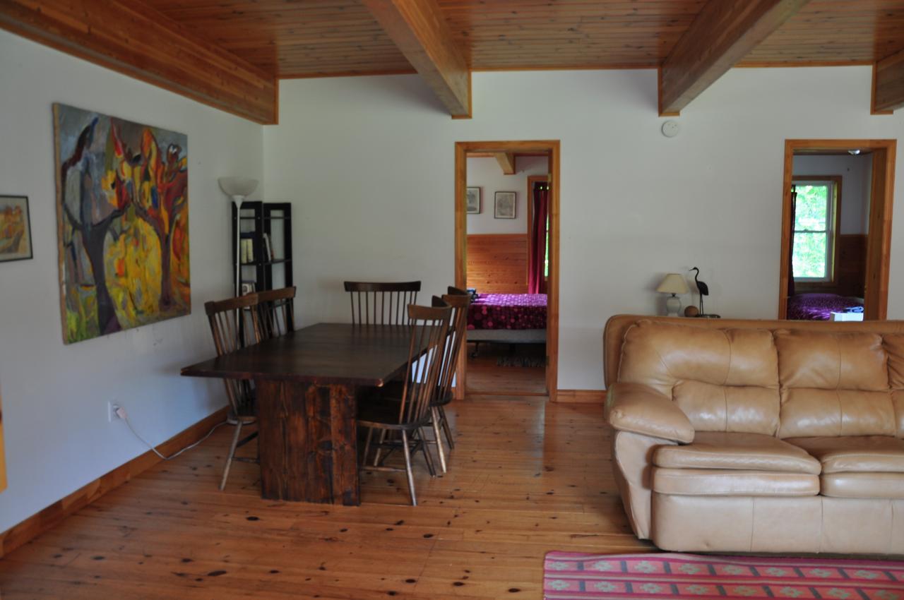 Maison d'hôtes Breton Cove Farmhouse à Indian Brook Extérieur photo